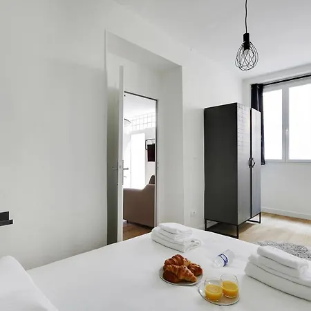 Cmg-le Marais-temple-rdca Apartment Paris